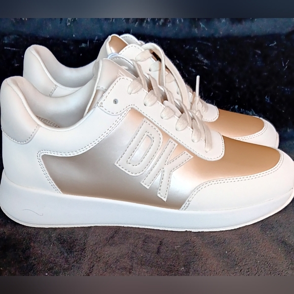 Dkny Shoes - DKNY Metallic Gold and Cream Platform Sneakers Women's Size 7.5 M NWOT